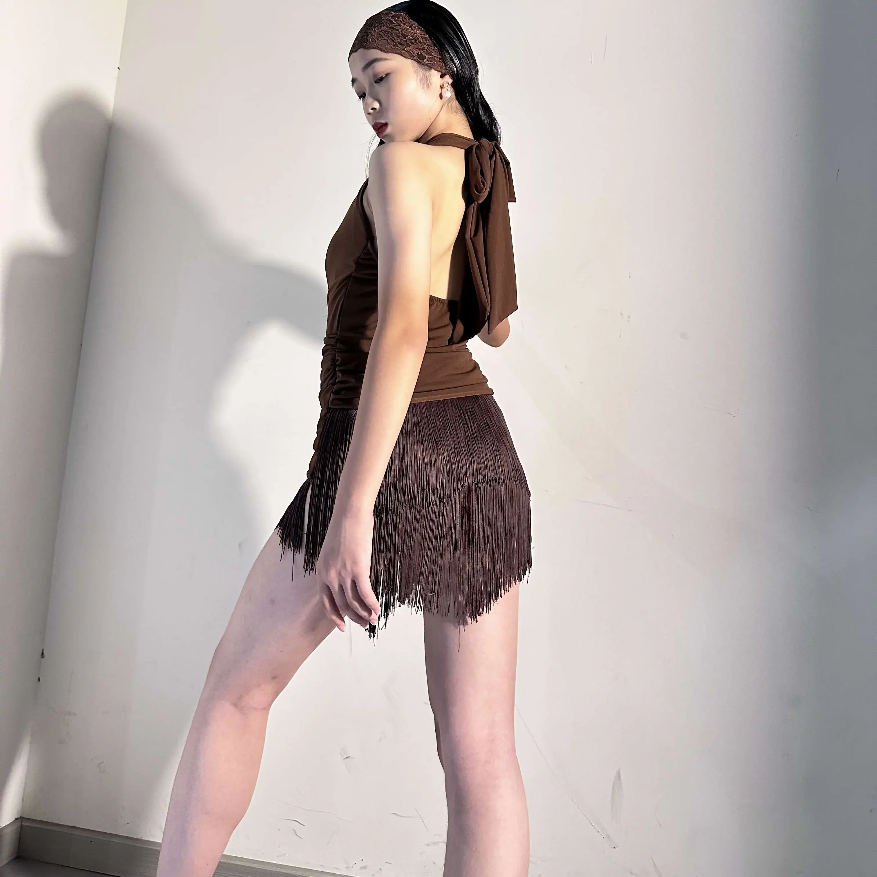 2026 New Sexy Latin Dance Dress Brown Fringe Sleeveless Practice Dress Adult Women Cha Cha Rumba Samba Dance Costume