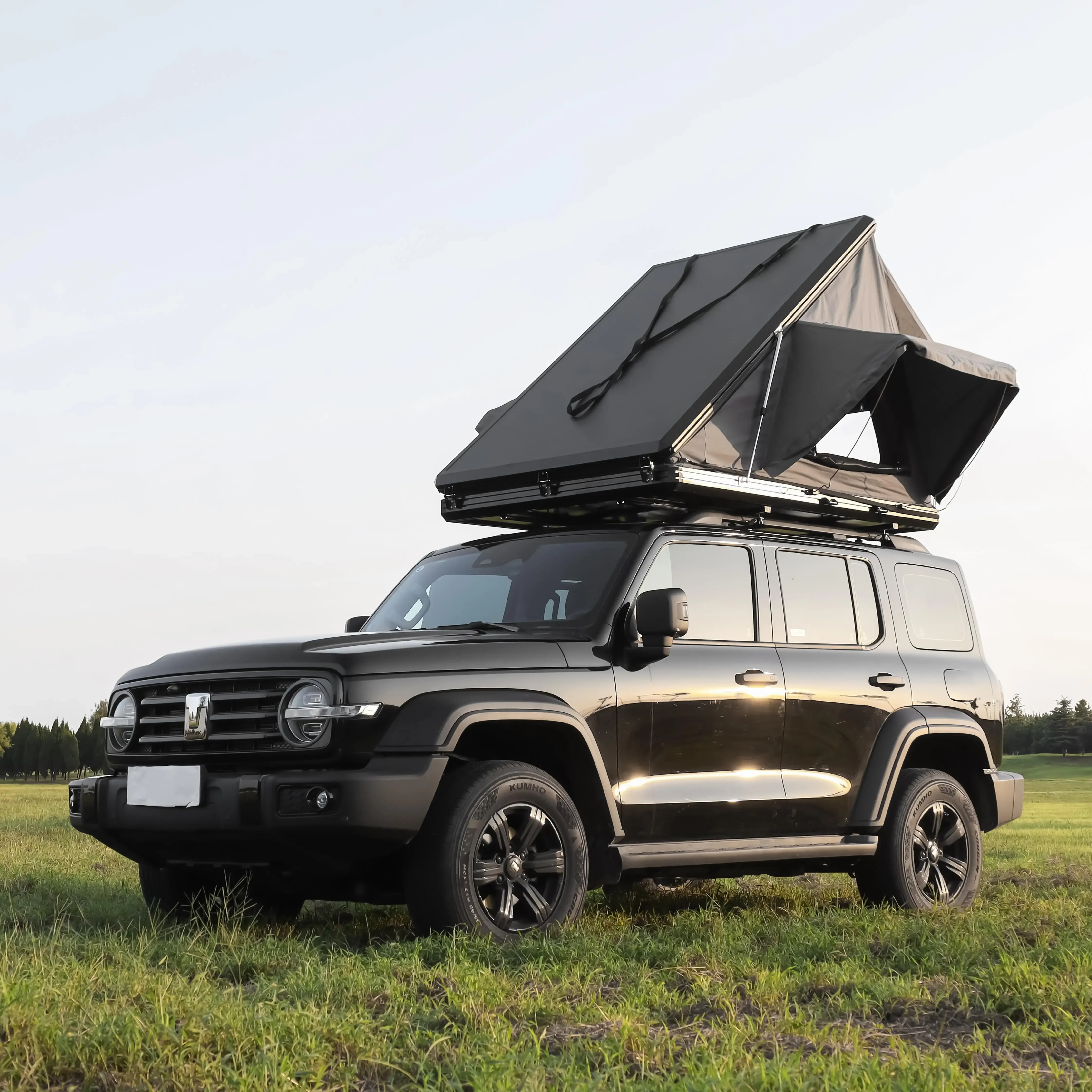 

Aluminium Triangle Camping Golden Supplier OEM Rooftop Tents 4 Person Black Tente De Toit Hardshell RTT Roof Top Tent