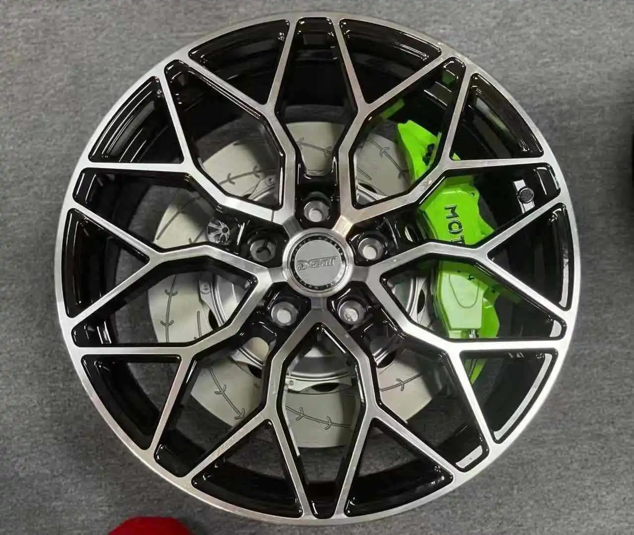 

Suitable For Modified Wheels 17 Inches 18 Inches 19 Inches K5 Mondeo A4L Civic C-class CC Lingdu A3 MG 6 Jade Car Modification,