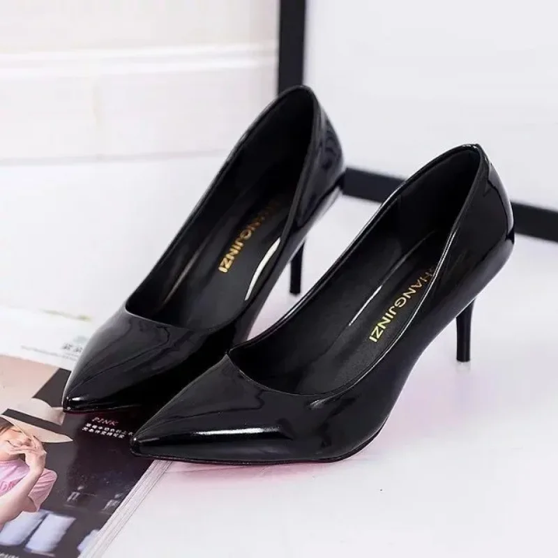 

Women's Pumps High Quality Patent Leather Dress Shoes 8CM High Heels Wedding Shoes for Women Pointed Toe Leather Single Footwear