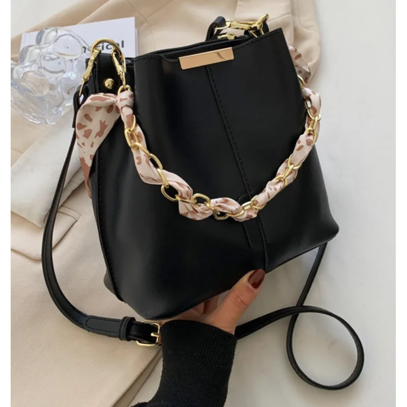 Bolso cruzado grande de alta calidad para mujer, bolsos de cubo con cadena, mensajero informal, versátil, exquisito, de lujo