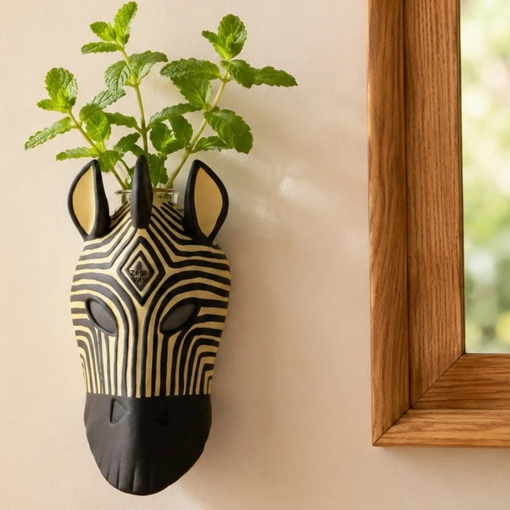 3D Animal Wall Mounted Flowerpot Abstract Design Unique Wall Hanging Decoration Elephant Head Leopard Style Hanging Planter