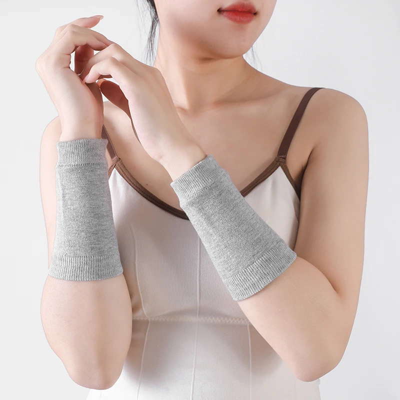 Classic Keep Warm Wrist Guard Women&Man Knitted Cotton Wool blend Wrist Guard 15cm Long High Quality Strong arm protection