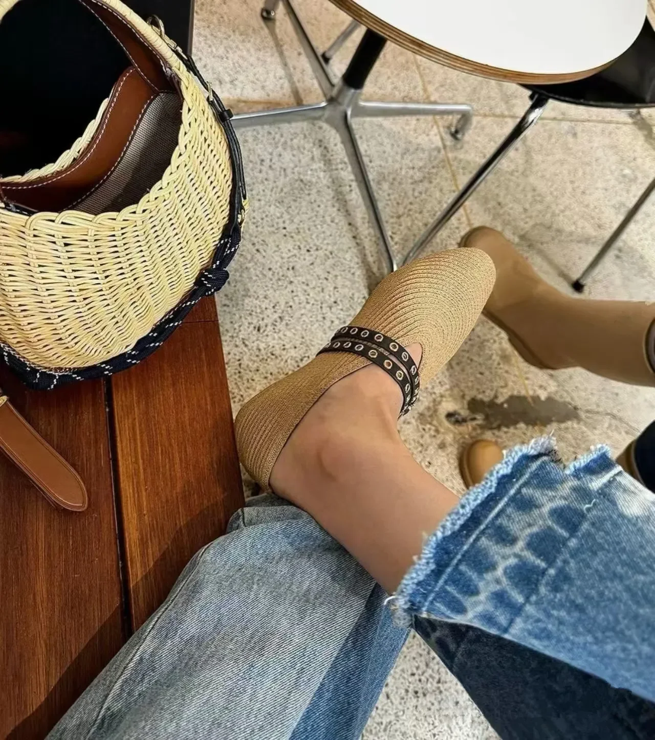 

2026 Spring/Summer New Leather Knitted Flat Bottom Straight Buckle with Shallow Mouth Mary Jane Single Shoes for Women