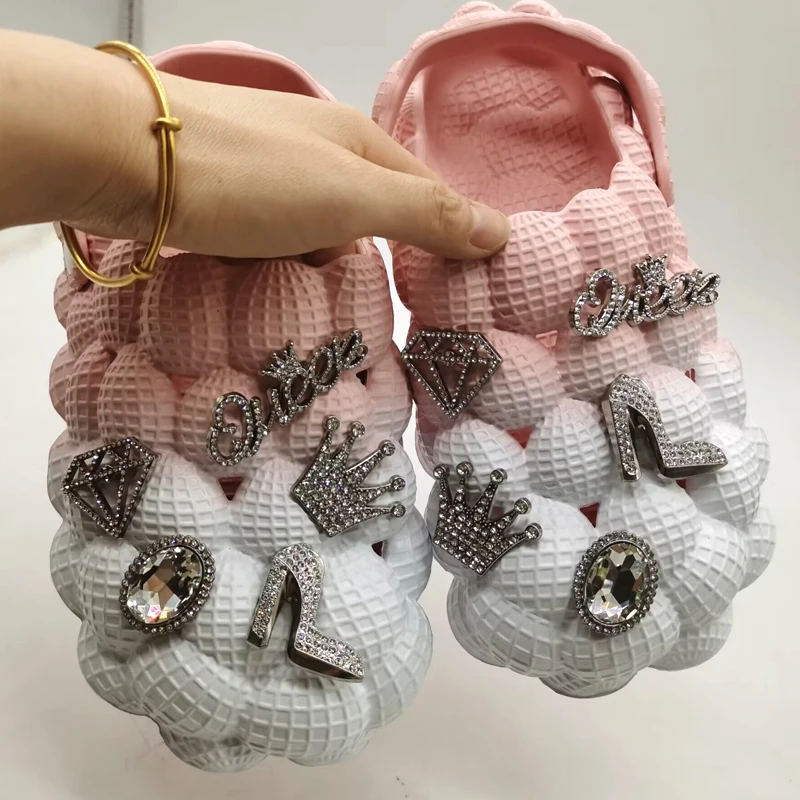 New Bubble Slippers For Men And Women In Summer 2024 Wear Thick Soled Sandals Non-slip EVA Home Massage Slippers Beach Shoes