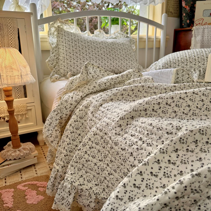 Cubrecama Acolchado para Camas Individuales/Queen/King con Encaje, Ropa de Cama, Cubrecolchón Doble con Volantes