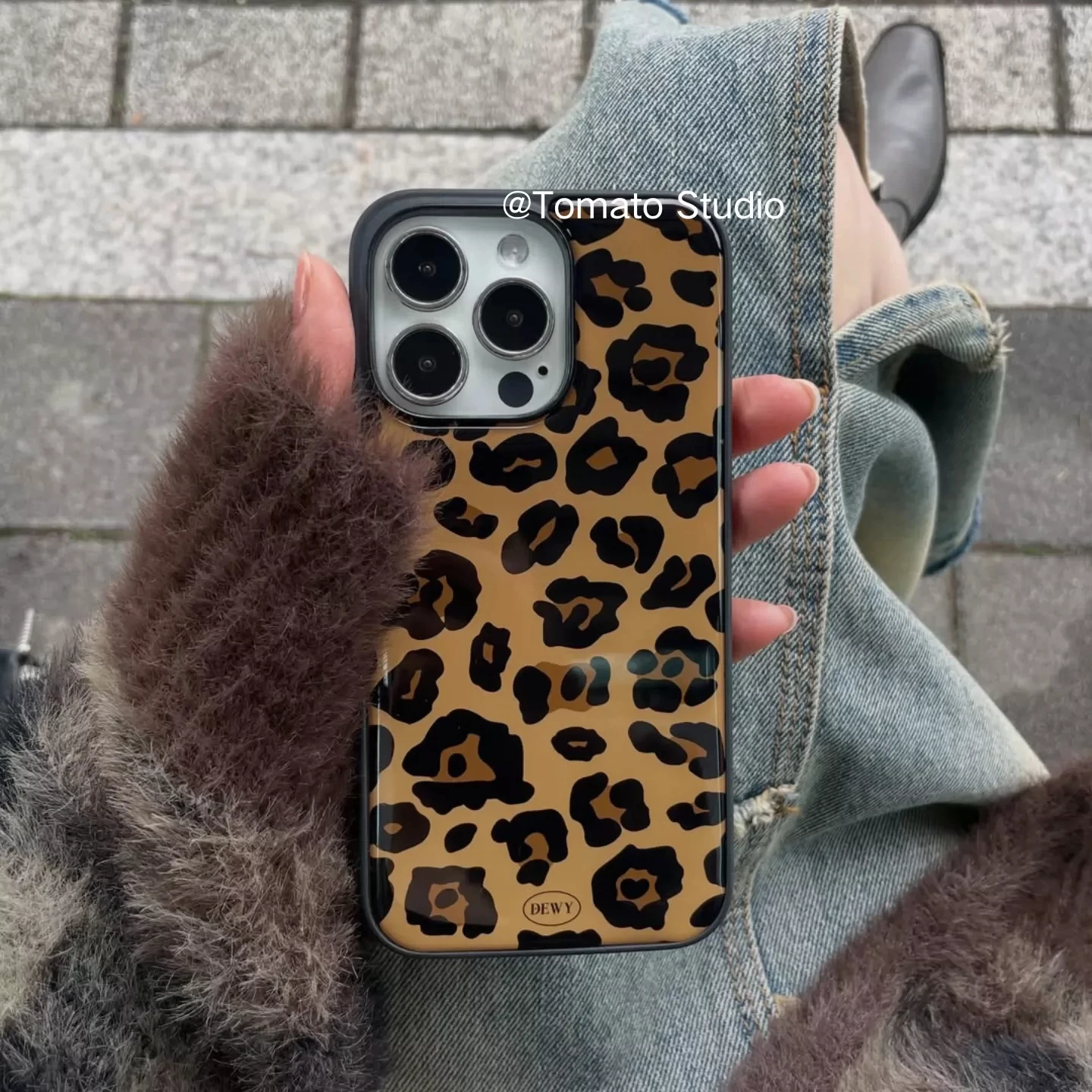 韓国風、茶色とピンクのレオパード柄、黒い縁取り、ドリップグル - Phone Cases Brown のレビューと価格