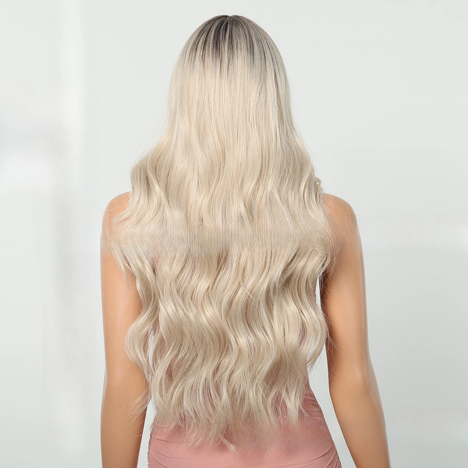 Platin-Perücke im europäischen und amerikanischen Stil, volle Kopfbedeckung, mittlerer Kopf, allmähliche Veränderung, langes lockiges Haar, chemische Faserfrauen