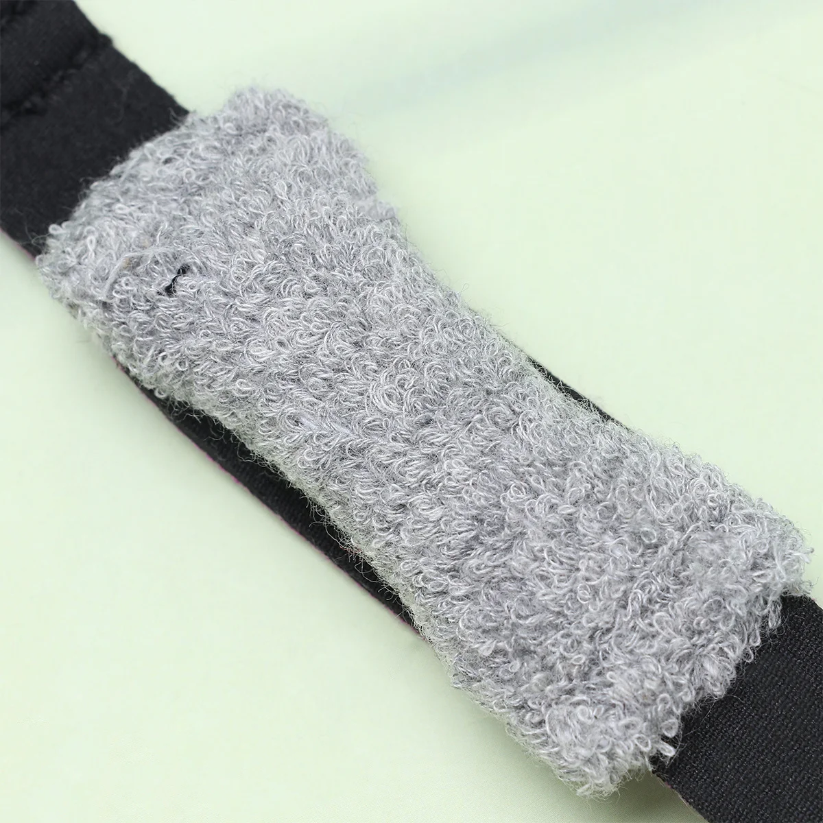 

1pcs Electric Bass Muting Belt Soft Cotton Guitar String Stuffed Sound Dampener For Outdoor Musician Students Instrument