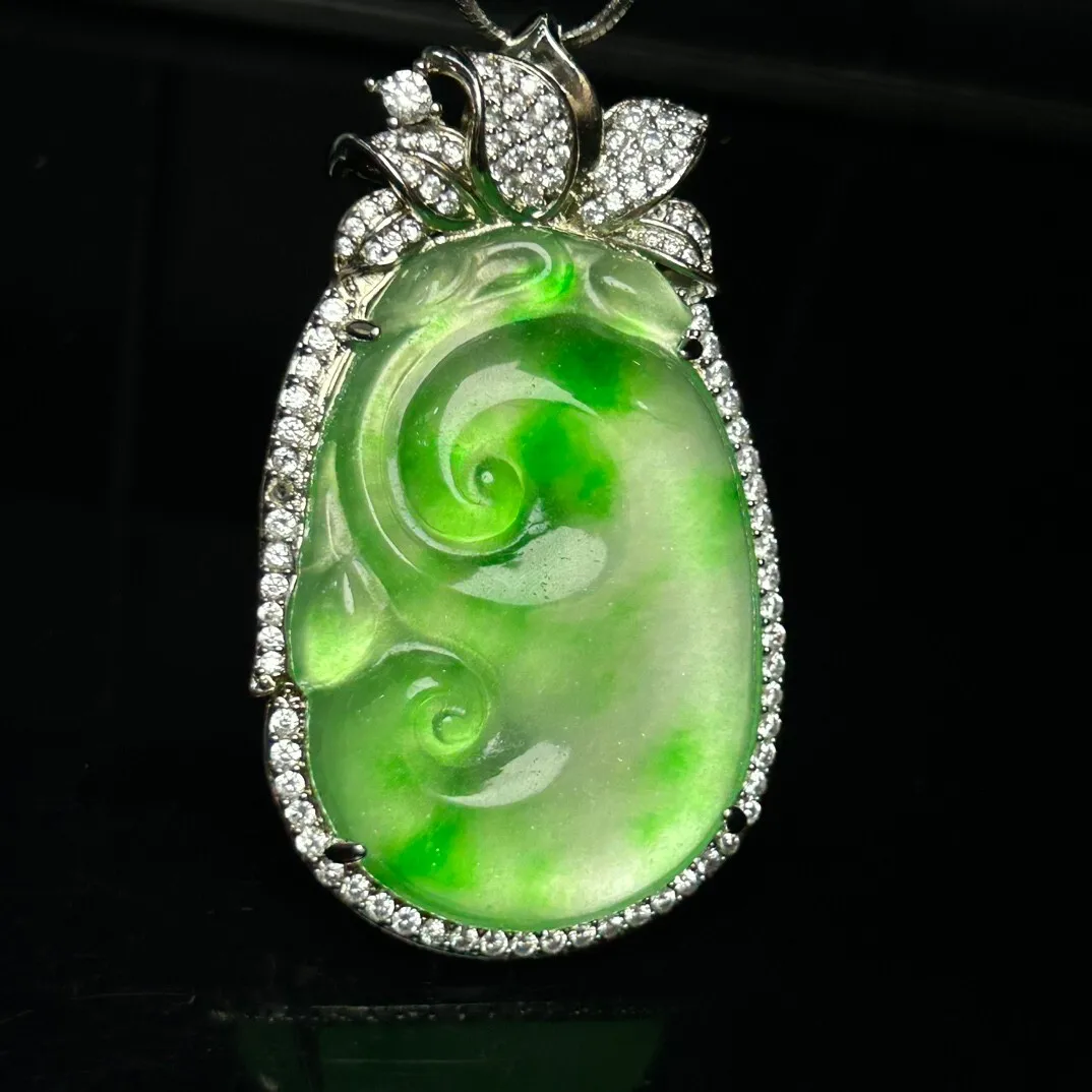 Certified Natural ice inlay Green jade Jadeite Carved RuYi Pendant & Necklaces Ruyi