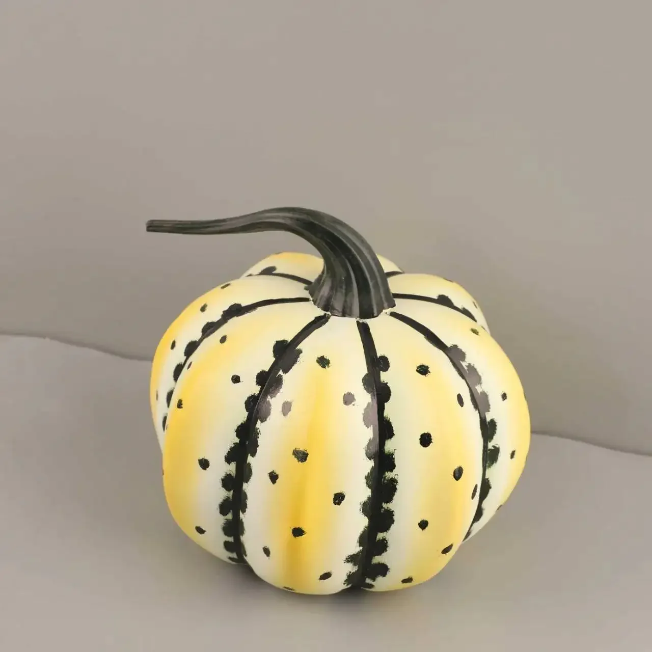 Resin Handicrafts Simulated Pumpkin Sculpture Fun Spotted Little Pumpkin Figurine Halloween Home Decoration Accessories