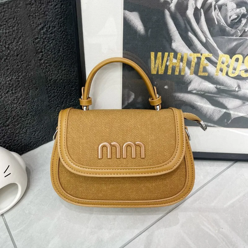 

​​Integrated Organization Female Bag Handbag Medium Work Tote Unified Compartment System For Orderly Minds​​