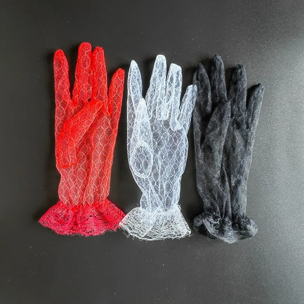 1 Pair Elegant Retro Lace Gloves Sheer Mesh Elastic Mesh Gloves Short Length Bridal Gloves Cosplay Performance Accessories