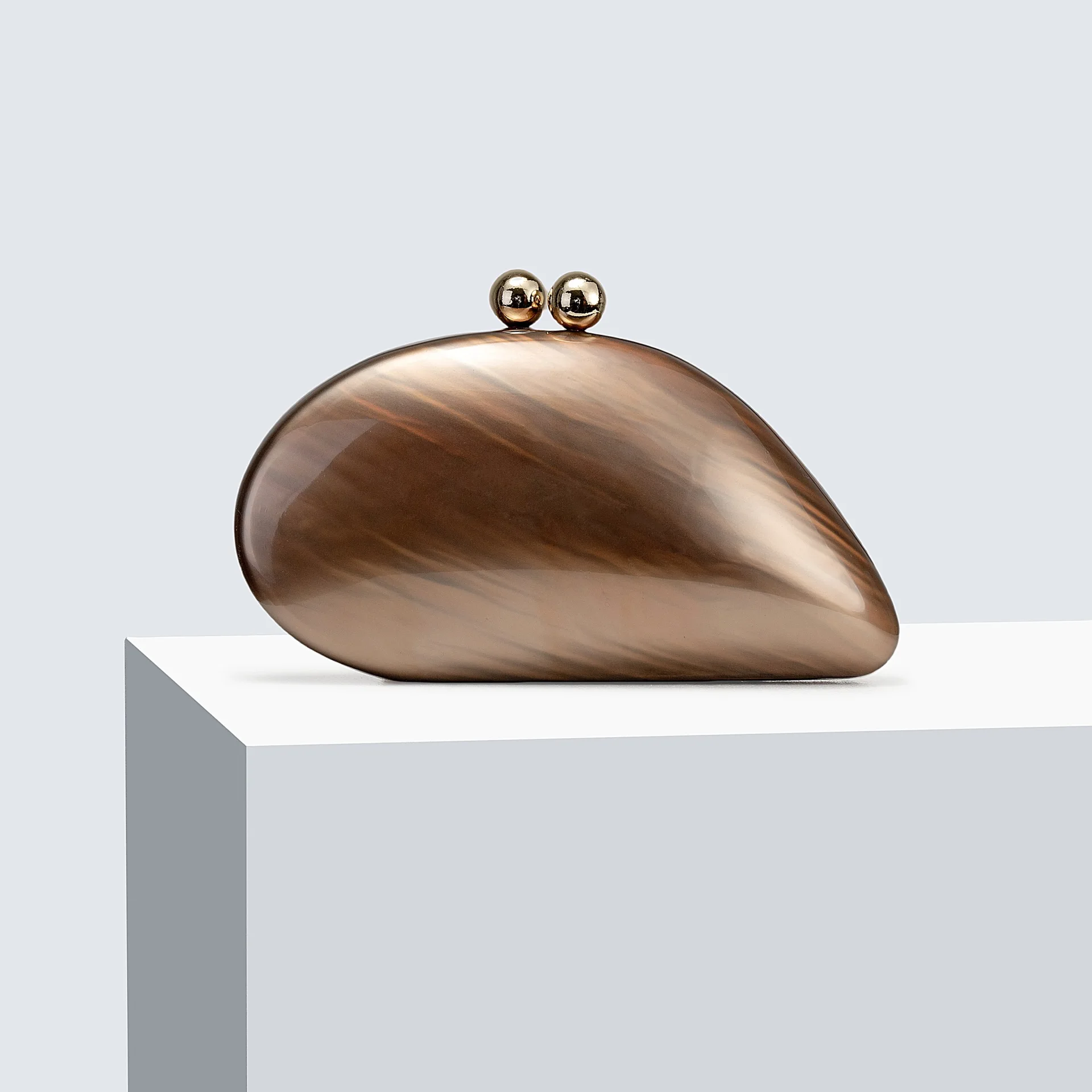 

2025Новая горячая Распродажа, акриловый клатч в форме ракушки, женский дизайнерский вечерний милый кошелек с жемчужным яйцом, синяя сумочка