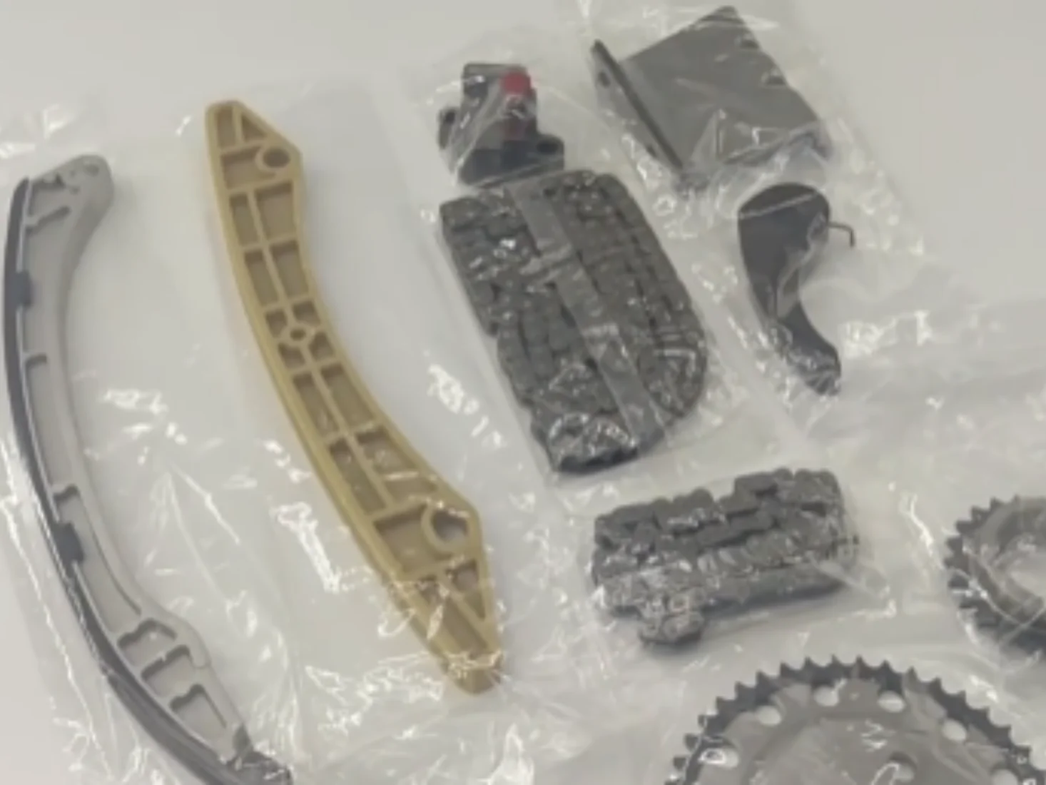 

Engine timing chain assembly VQ35DD