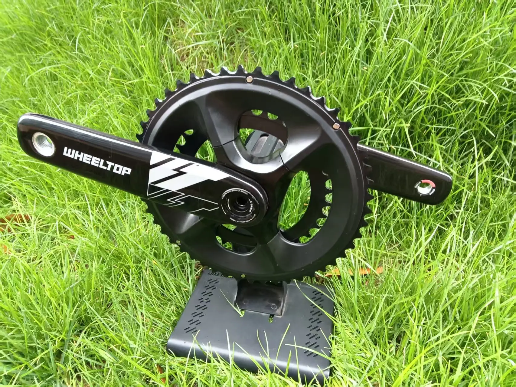 Platos y bielas de carbono de alta calidad para bicicletas de carretera 170mm-180mm 50/34T 52/36T