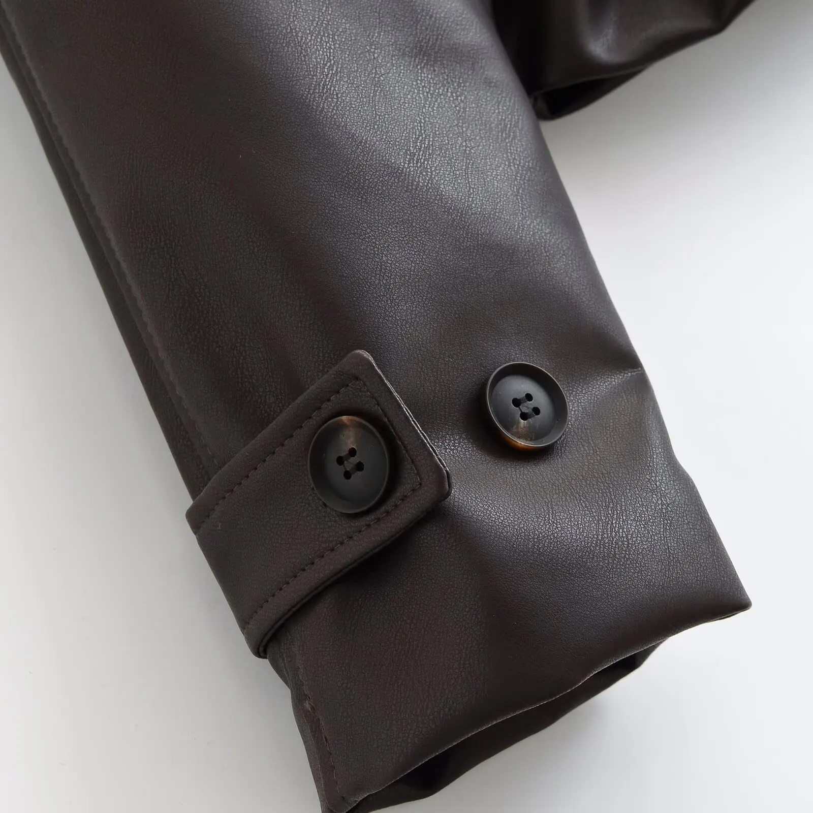KONDALA Vintage PU Elegante Damenjacke Mode 2026 Herbst Lässig Modern Schick Einreihig mit Gürtel Streetwear Oberbekleidung – Detail 13