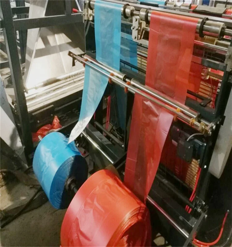 Plastic Film Heat Sealing Cold Cutting Polythene Bag Machine