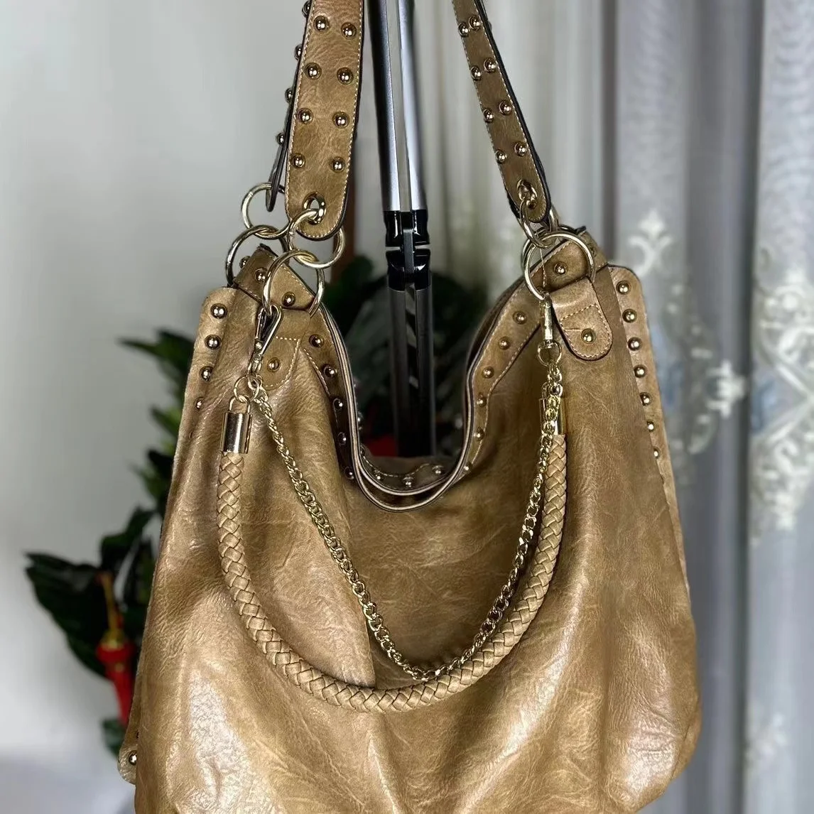 Bolso de cuero genuino con remaches para mujer, bolso de hombro, clásico, gran oferta