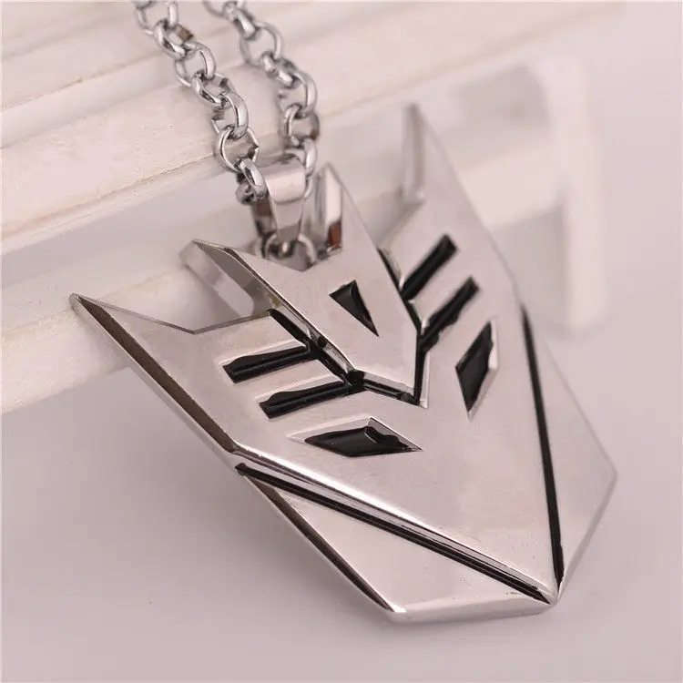 Anime Transformers Optimus Prime Necklace Cartoon Steel Keychain Peripheral Movie Jewelry Men Pendant Cool Birthday Gifts