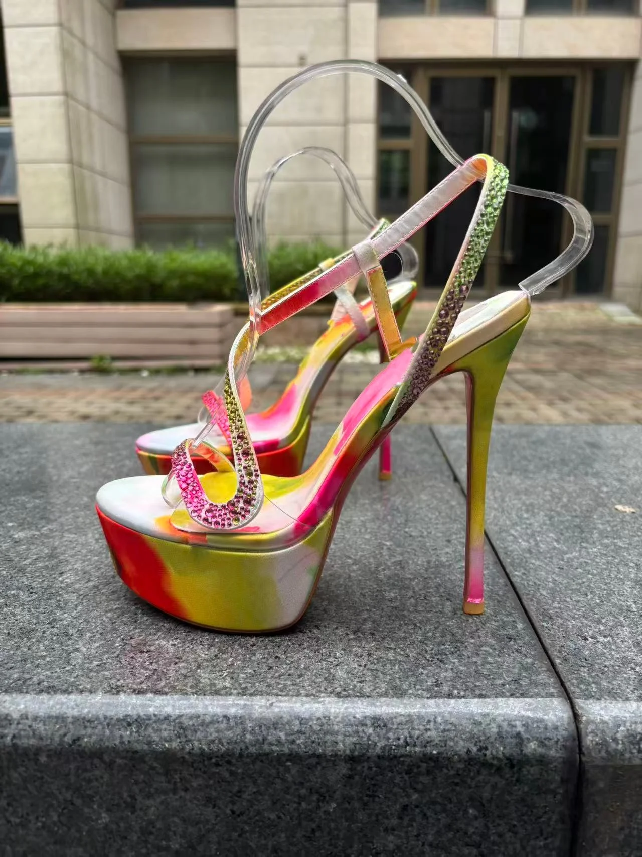 Sandal Wanita Musim Panas Plat - Rhinestone Sandal Women ulasan dan harga
