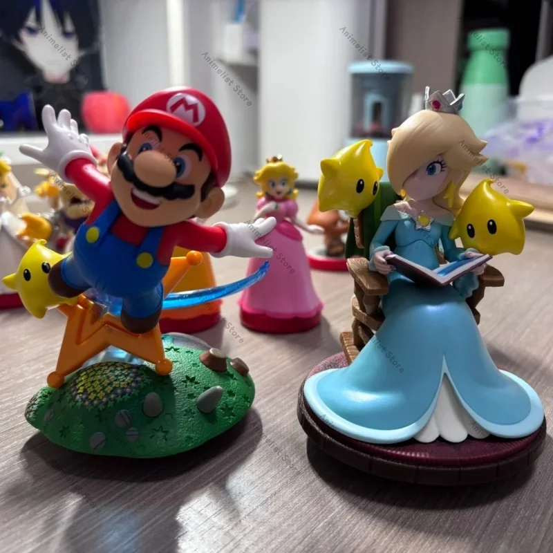 

В наличии: Оригинальные фигурки Mario Amiibo Super Mario Galaxy 2 (Розалина и Лума, Марио и Лума) NFC, азиатская версия, коллекционная игрушка, подарок