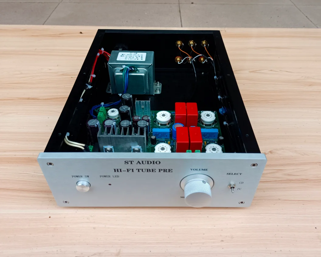 2022 أحدث وصول تشير إلى McIntosh C2200 6N3/6H3N/5670 حمى المرارة preamp Preamplifier