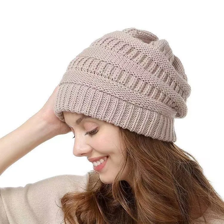 

Fashion New 9 Colors Womens Winter Warm Knitted Hat Satin Silk Lined Cable Knit Beanie Chunky Slouchy Skull Cap A77