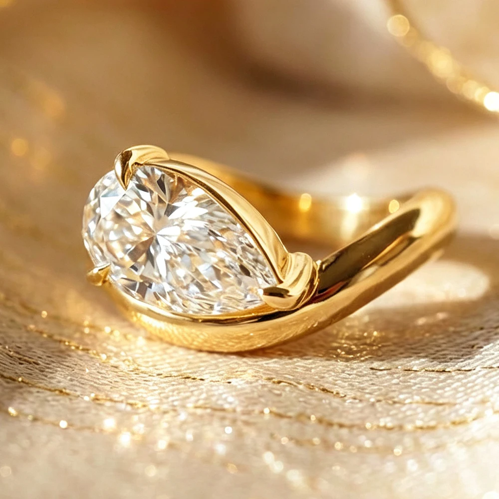 1.5/3CT East-West Pear Cut Moissanite Engagement Rings for Women 925 Sterling Silver 18K Gold Plated Wedding Band Bridal Gifts