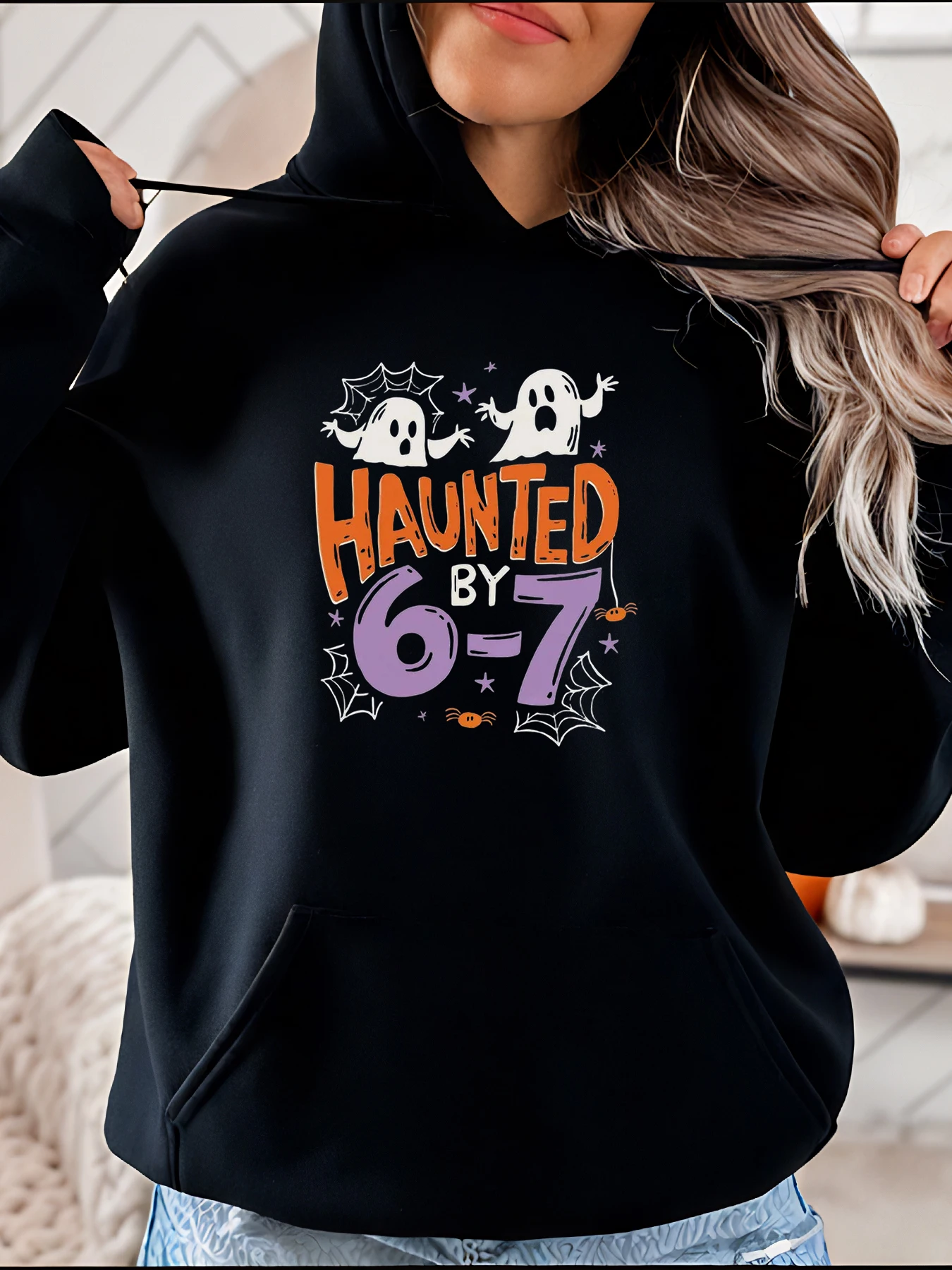 

Haunted by 6-7 Halloween Ghosts Print Women's Hoodie Sweatshirt Casual Autumn Winter Outfit for Women