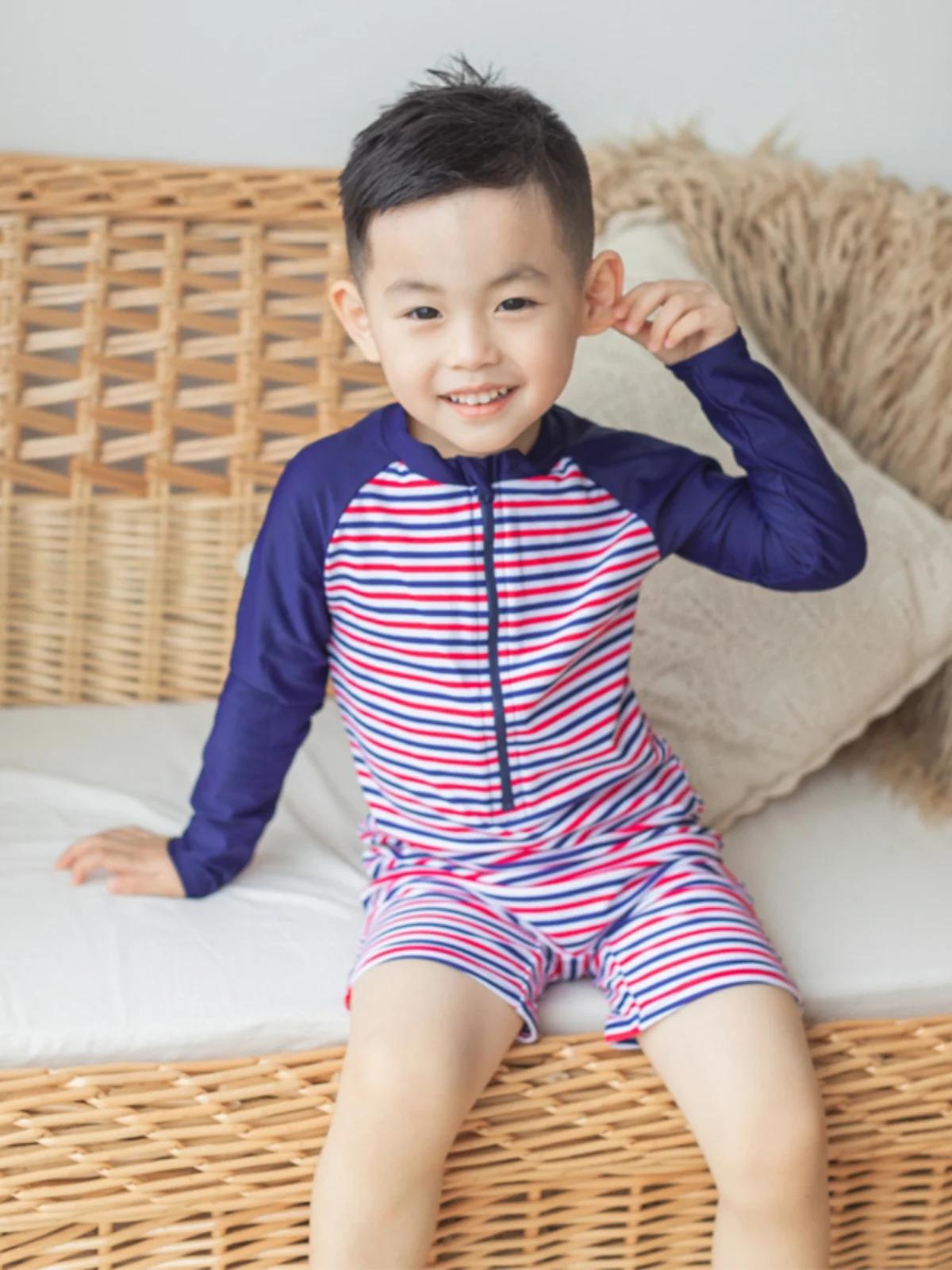 conjunto-de-natacao-termico-de-manga-comprida-para-meninos-roupa-de-banho-infantil-adoravel-para-praia-e-fitness