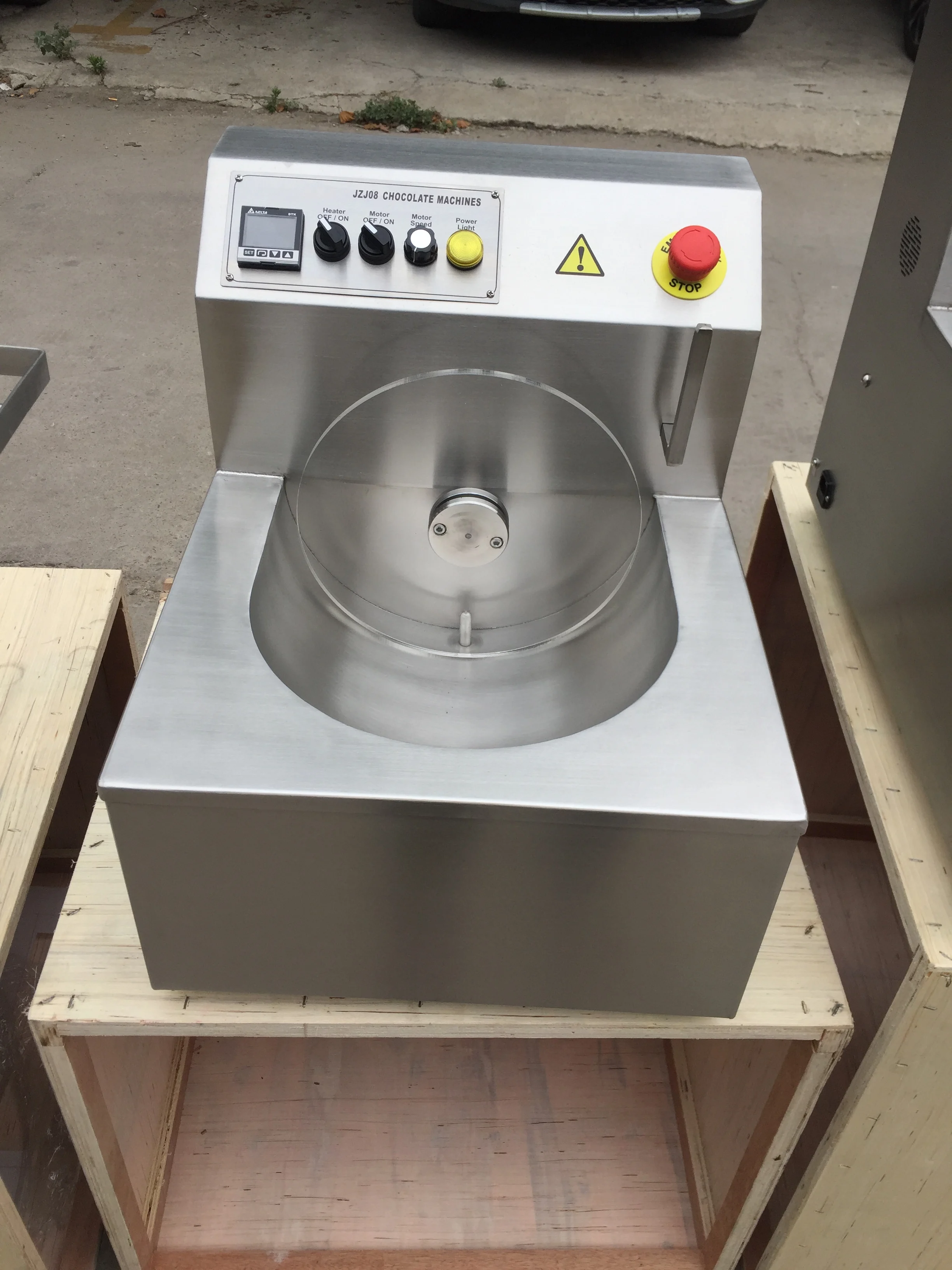 

8KG Stainless Steel Electric Temperature Adjustable Chocolate Tempering Machine Melting Maker Small Tabletop Chocolate Machines