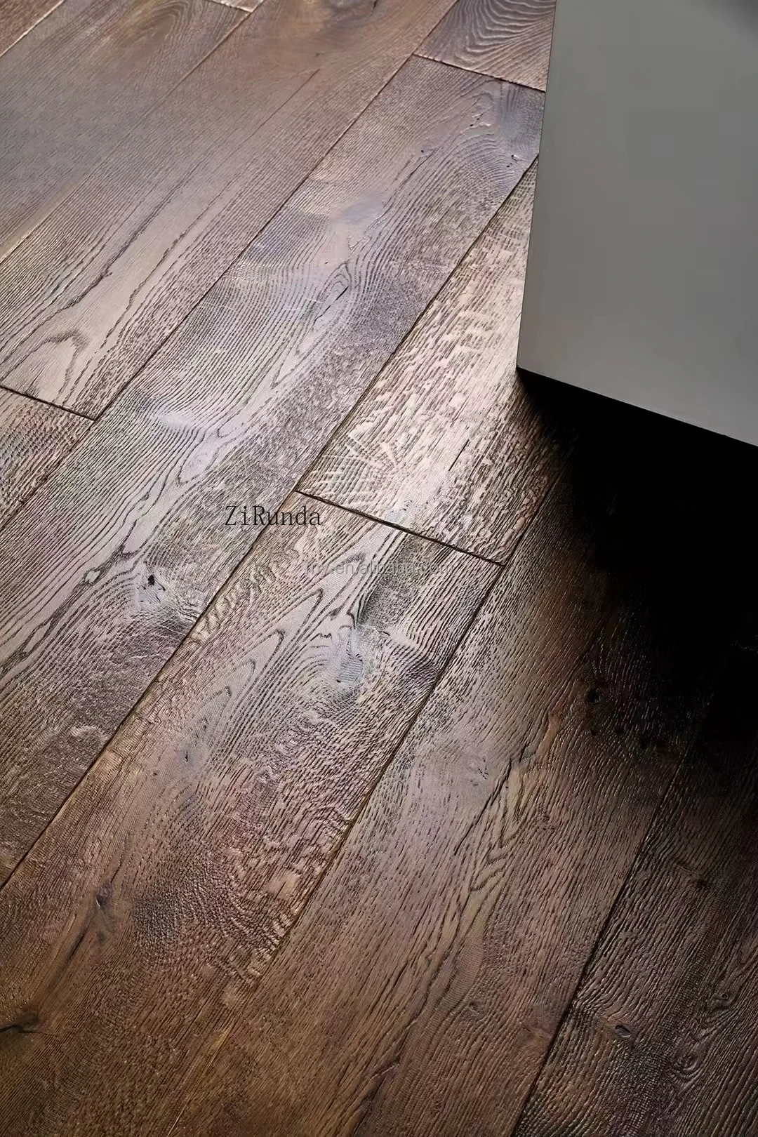 Maßgeschneiderte Version für den Innenbereich mit breitem Bretter, Wohnzimmerboden aus Eichenholz