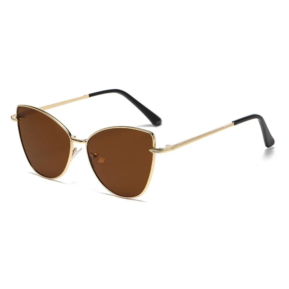

Fashion Multicolor Cat Eye Sunglasses Sun Protection Punk UV400 Eyewear Lightweight Alloy Frame Big Frame Sun Glasses Unisex