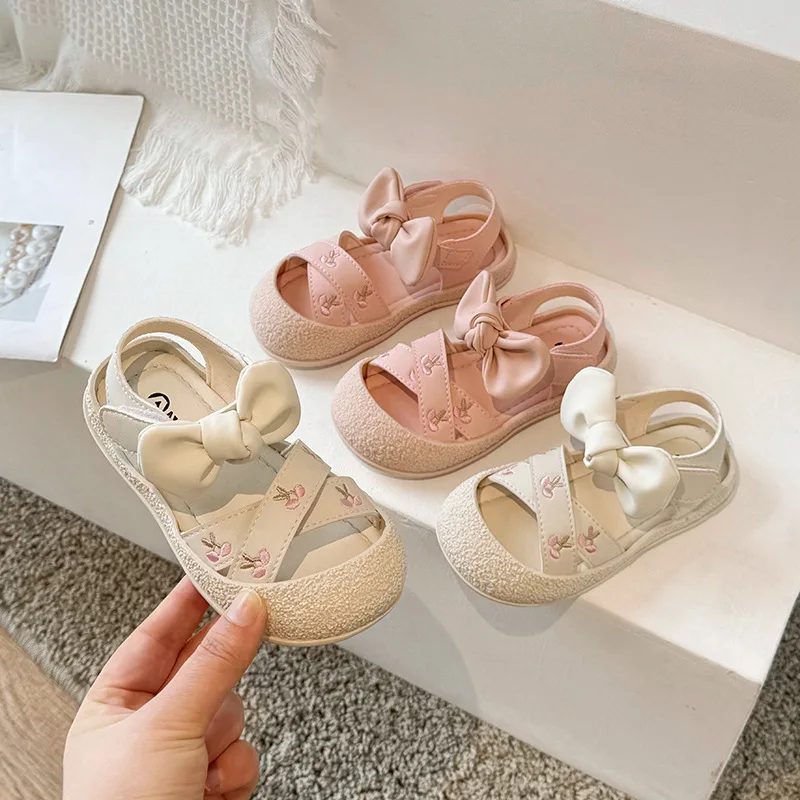 

Summer Children Flat Sandals Fashion Embroider Sweet Bowknot Kids Causal Beach Shoes Open-toe Girls Soft Soled Sandals Versatile