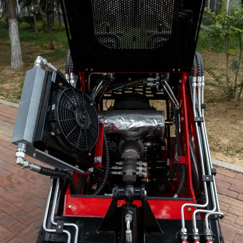 Günstiger Kompaktlader, langlebig und praktisch, kleiner 23-PS-Raupen-Mini-Kompaktlader, Kompaktlader mit 3 Pumpen