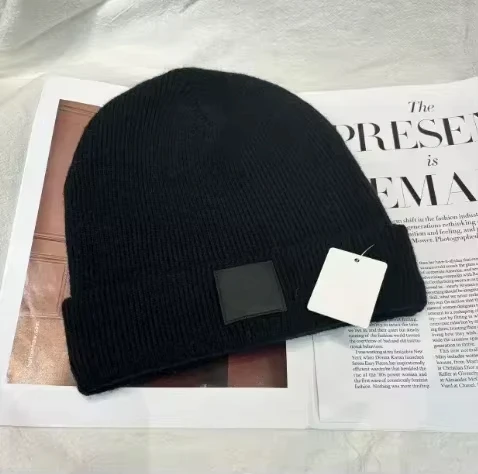 

Yoga New Candy Colors Winter Hat Women Knitted Hat Warm Soft Trendy Hat Kpop Style Wool Beanie Elegant All-match Hat