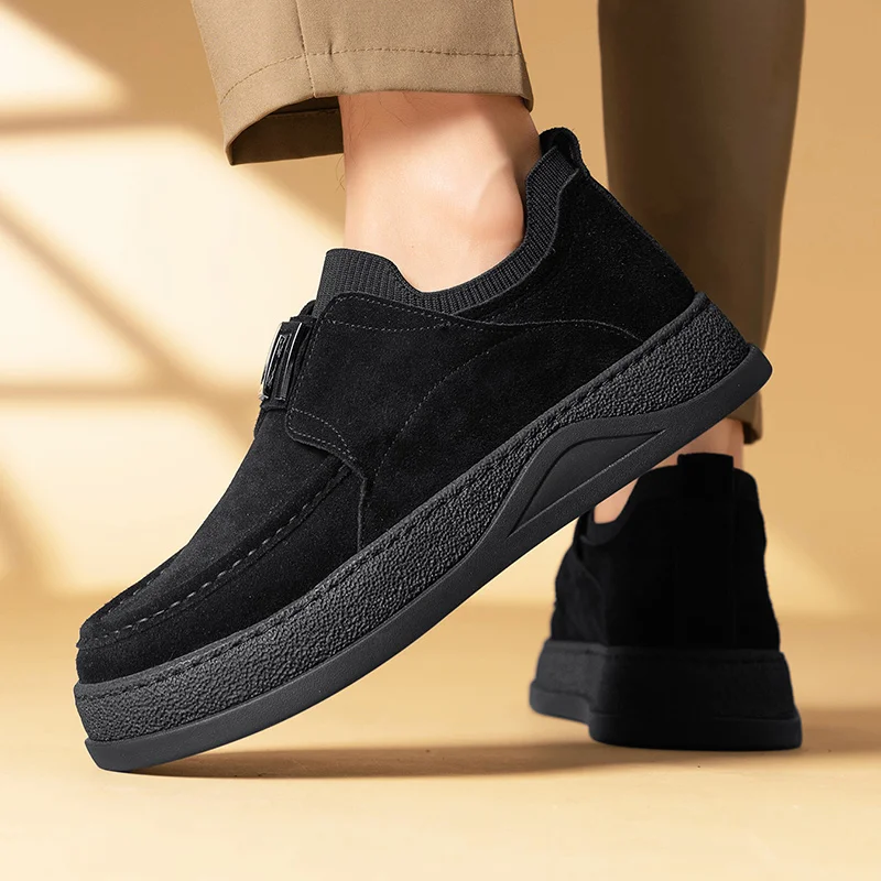 موضة الكاكي حذاء كاجوال للرجال جلد الغزال المتسكعون الرجال منصة الانزلاق على أحذية قيادة رجالية خفيفة الوزن الترفيه حذاء رجالي