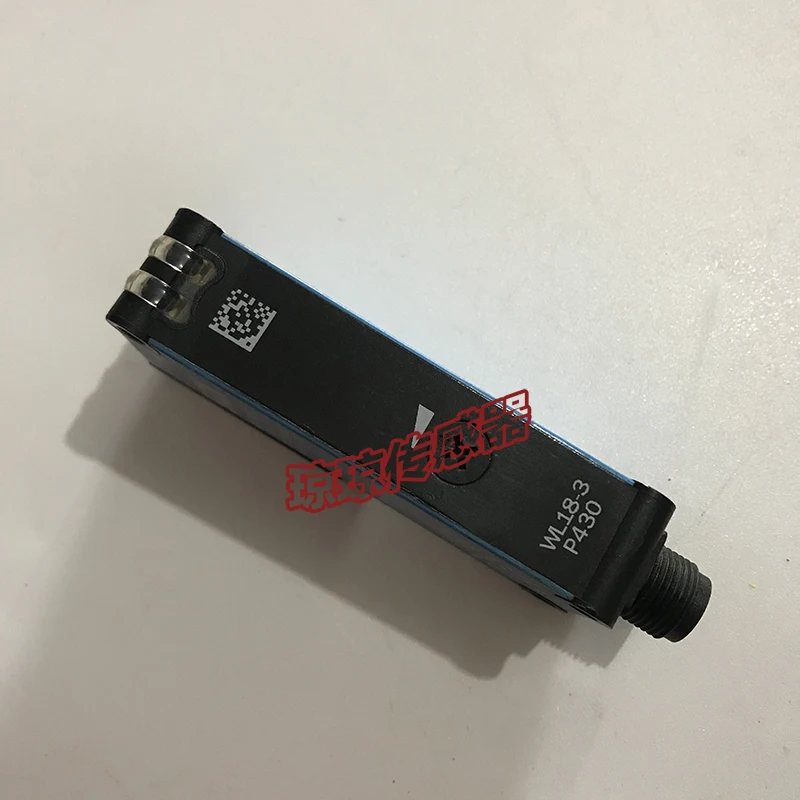 Mirror Reflection Photoelectric Switch SICK Photoelectric Sensor WL18-3P430 Spot