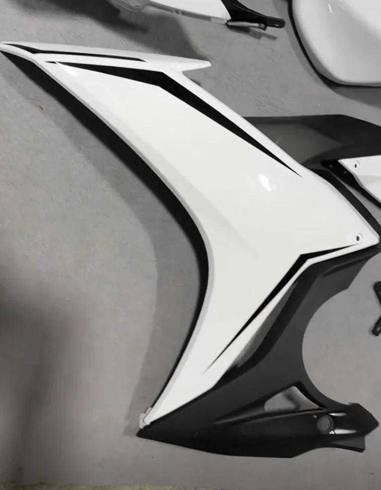 

2026 одиночный оптовый комплект обтекателя мотоцикла для SUZUKI GSXR250R, полный комплект обтекателя ABS