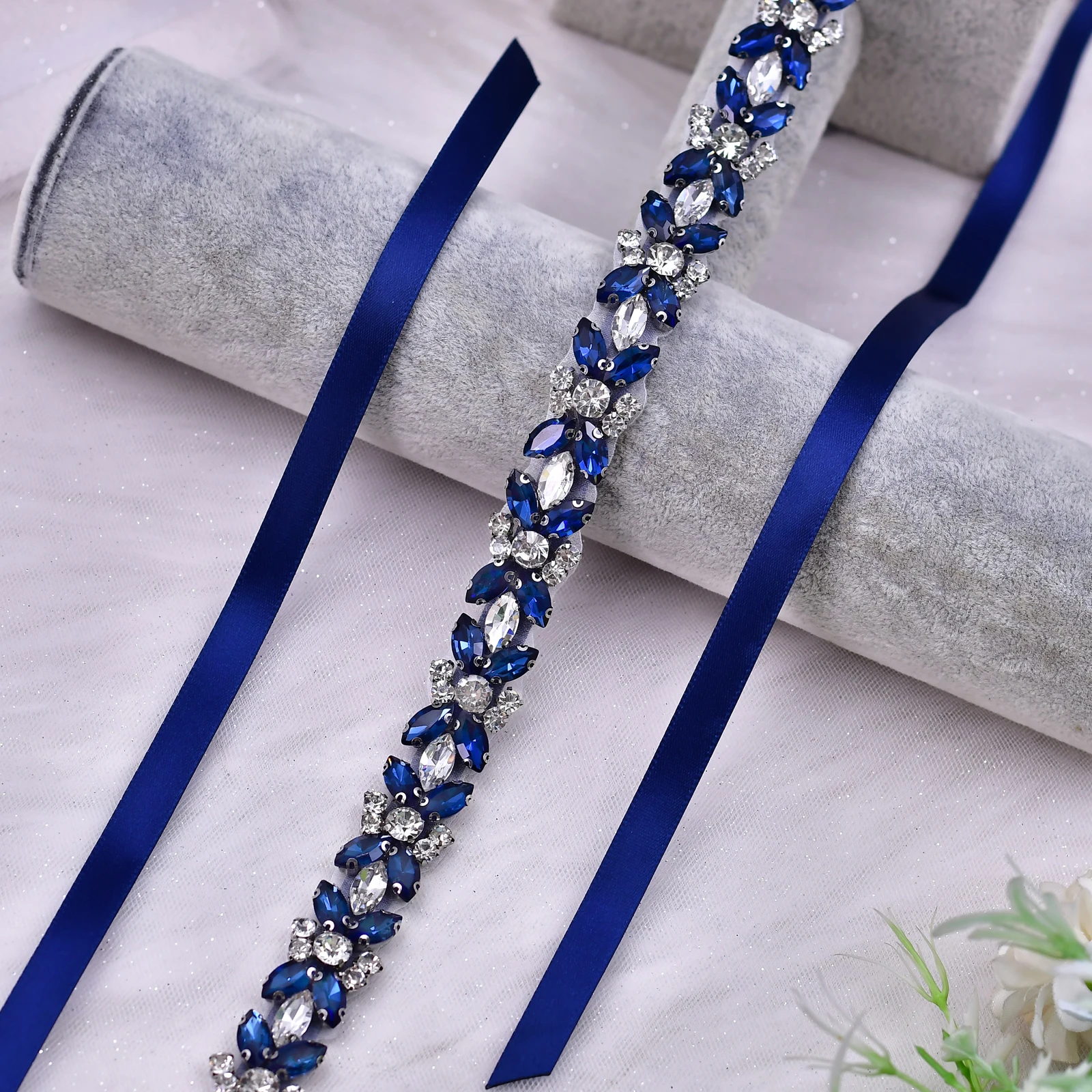 Ceinture en biscuits pour mariage, ceinture élégante, beaux accessoires de mariage, faits à la main avec cristal et perle, argent, bleu marine, S16