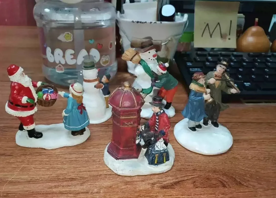 Party Decor Merry Xmas Resin Painted Desktop Figurines Home Living Room Decorations Holiday Gifts