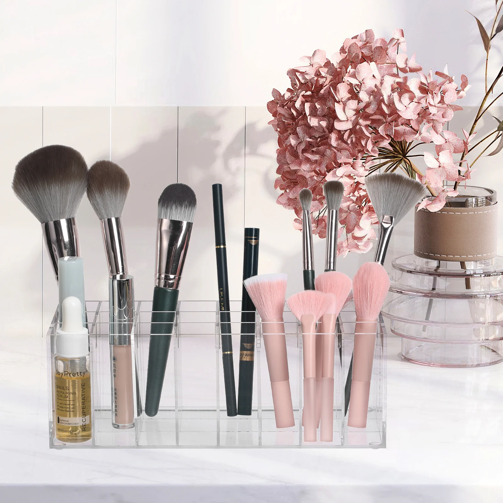 24グリッドアクリル製メイクアップ収納オーガナイザーケース（口紅、マニキュア、アイブロウペンシル用）デスクトップディスプレイスタンド（家庭・オフィス用）