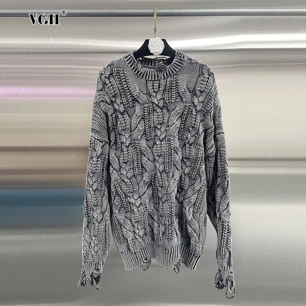 VGH Solid Knitted Loose Ripped Sweater For Women Round Neck Long Sleeve Distressed Washed Streetwear Fashionable Knitwear Female