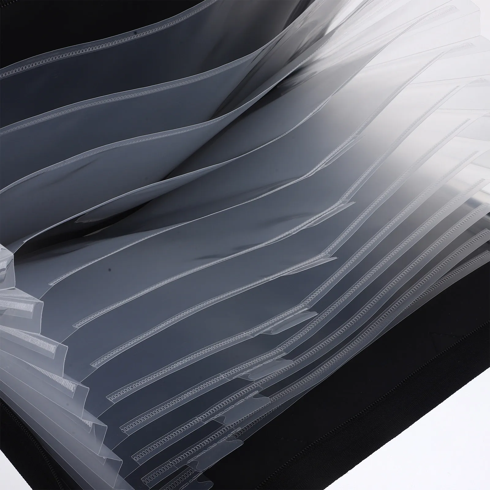 

Expanding File Folder Accordion Design Thick Material Portable File Carrying Bag for Students Workers Businessmen Receipt