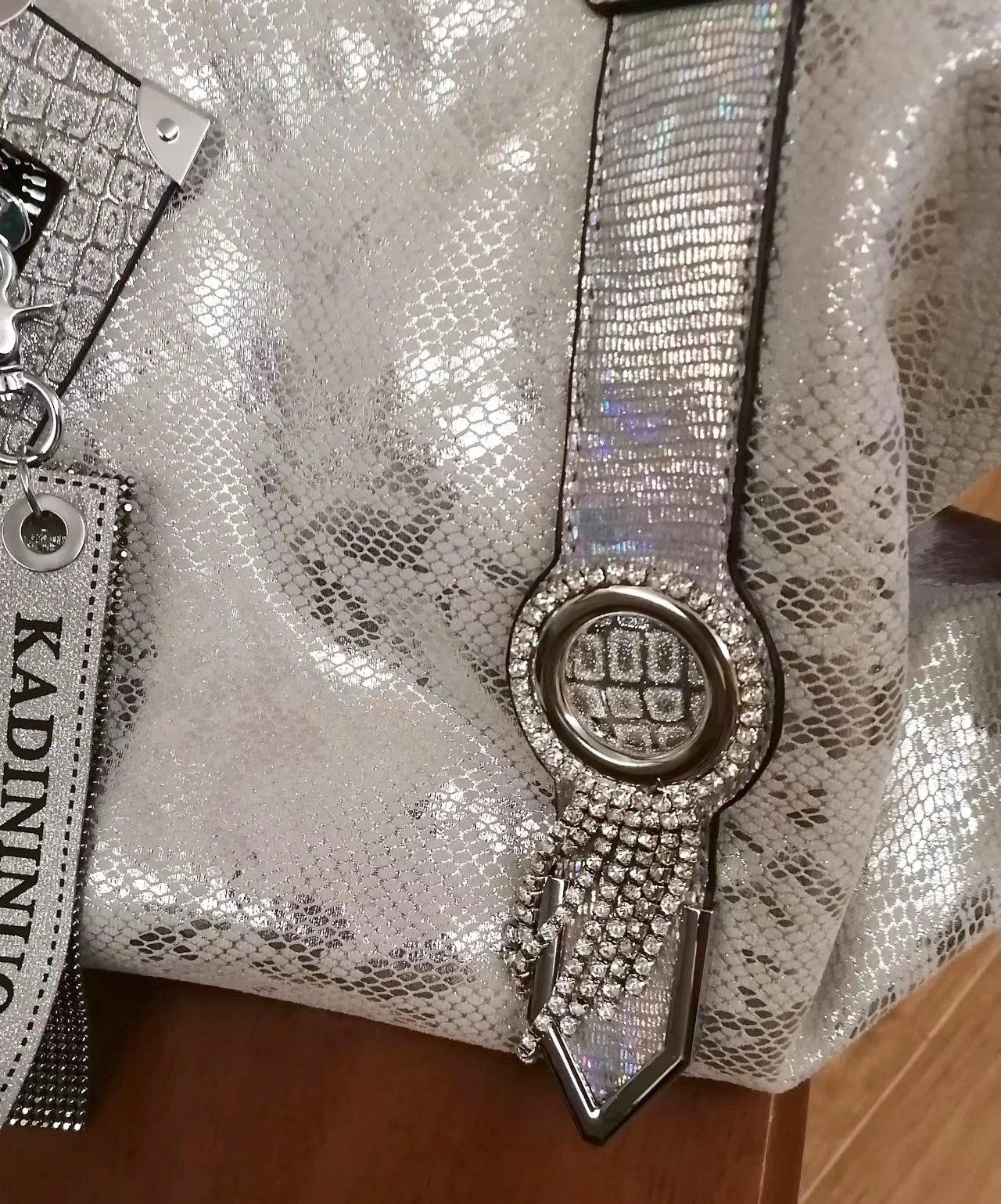 Borsa da donna in pelle vegana di alta qualità con Design di lusso femminile diamanti borsa a tracolla Hobo olografica giornaliera di grande capacità