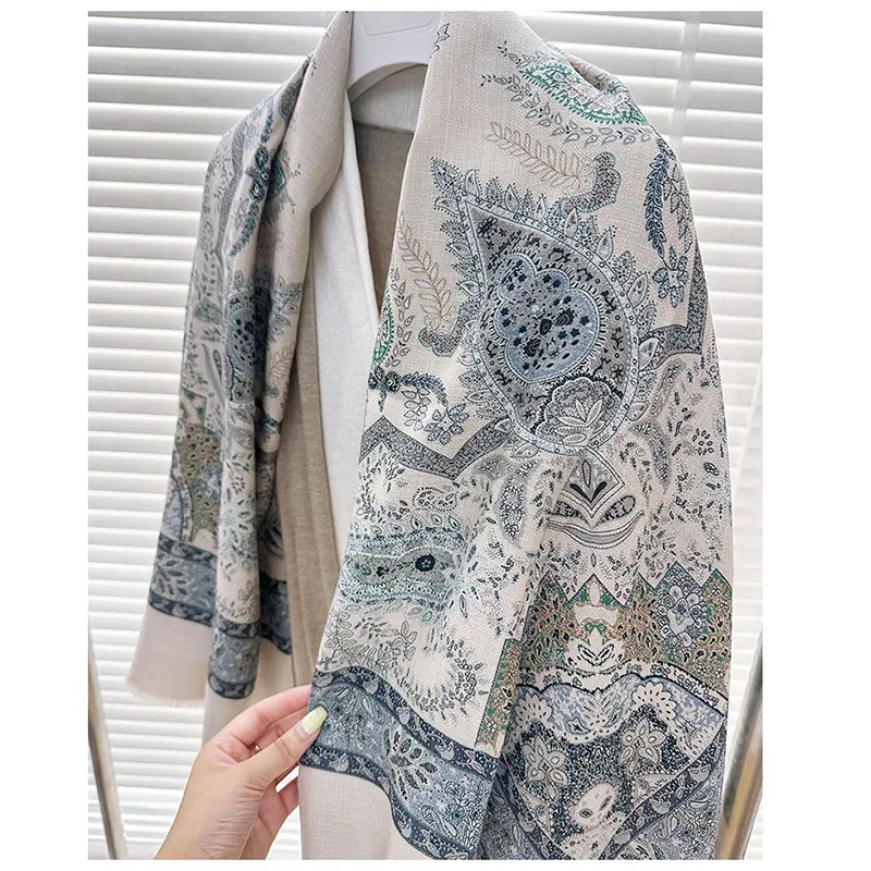 Bufandas de lana con estampado de Paisley para mujer, chal de lana cuadrado grande estilo bohemio, Poncho de lujo con diamantes Jacquard 135x135cm