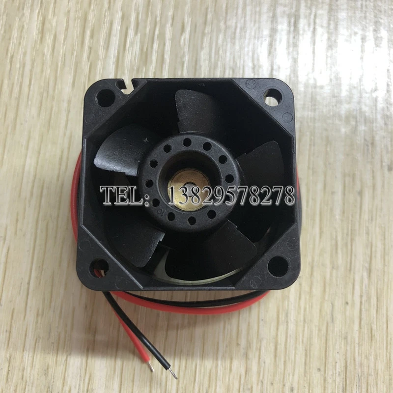 XFAN RDH4028B2 DC 24V 0.16A 40x40x28mm 2-Wire Server Cooling Fan