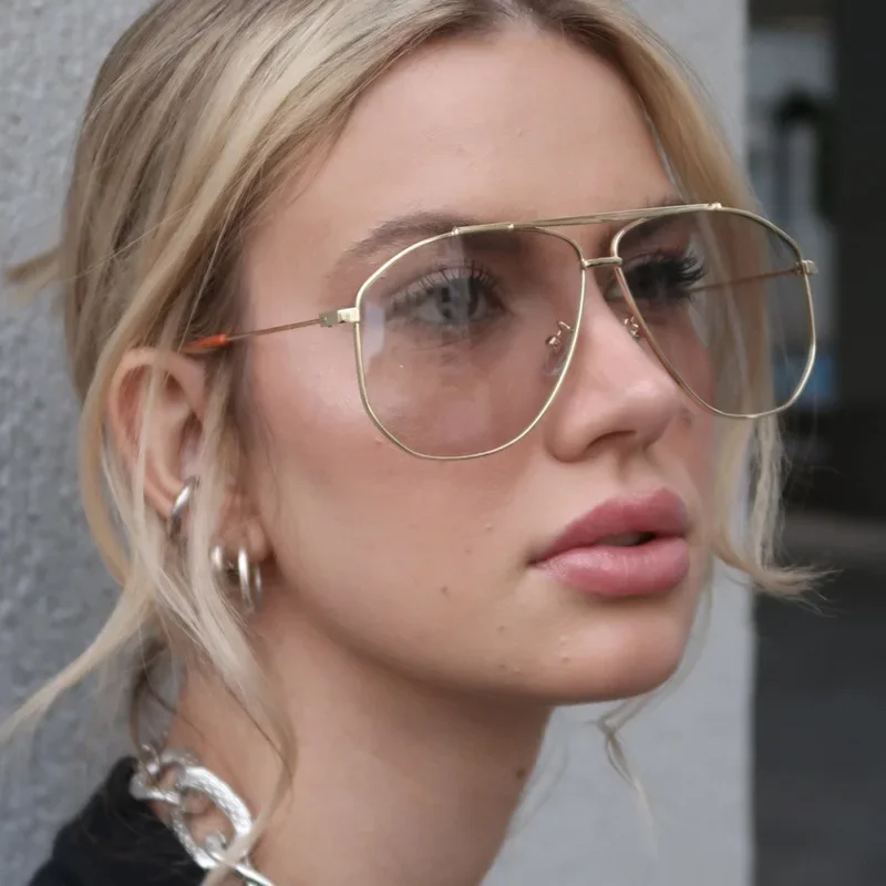 

Trendy Aviator Metal Frame Sunglasses Classic Retro Style for Men Women Light Durable UV400 Shades for Outdoor Gafas De Sol
