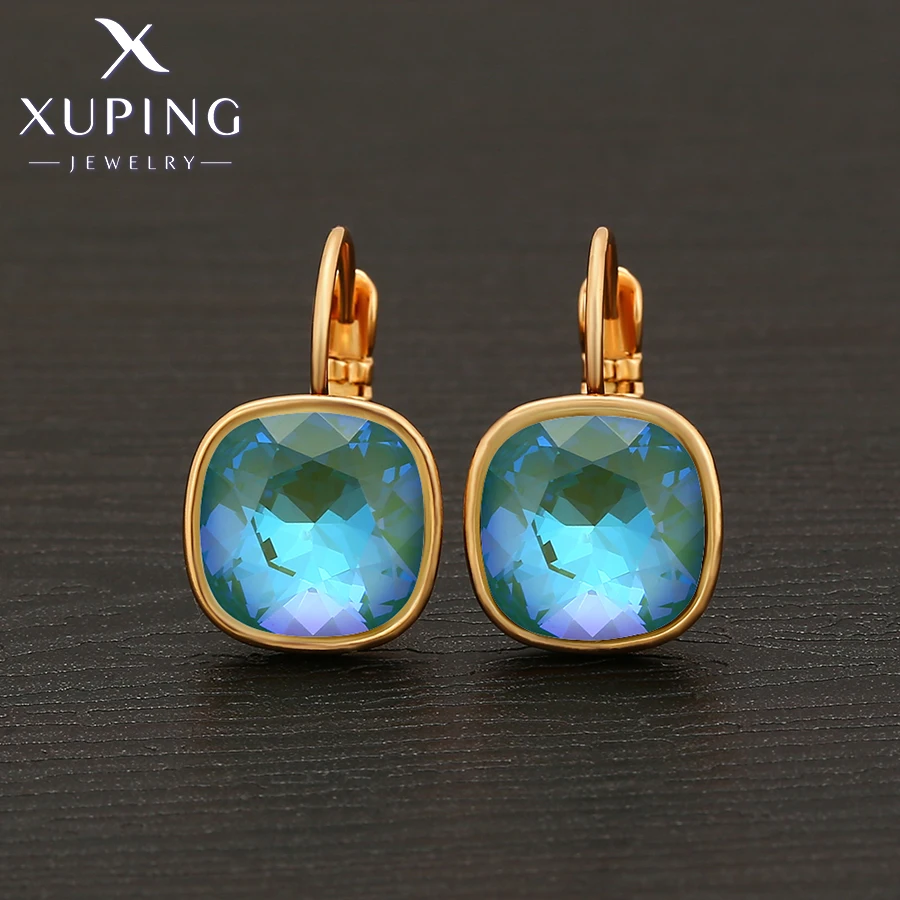 Xuping Jewelry Fashion Hot Selling Small Gold Color Square Crystal Earring for Women Girl Party Gift A00769844